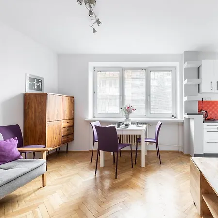 P&o Tamka Apartment