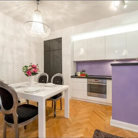 Apartment P&o Tamka