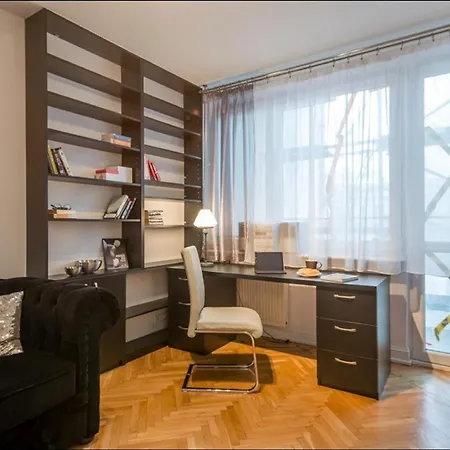 P&o Tamka Apartmán *